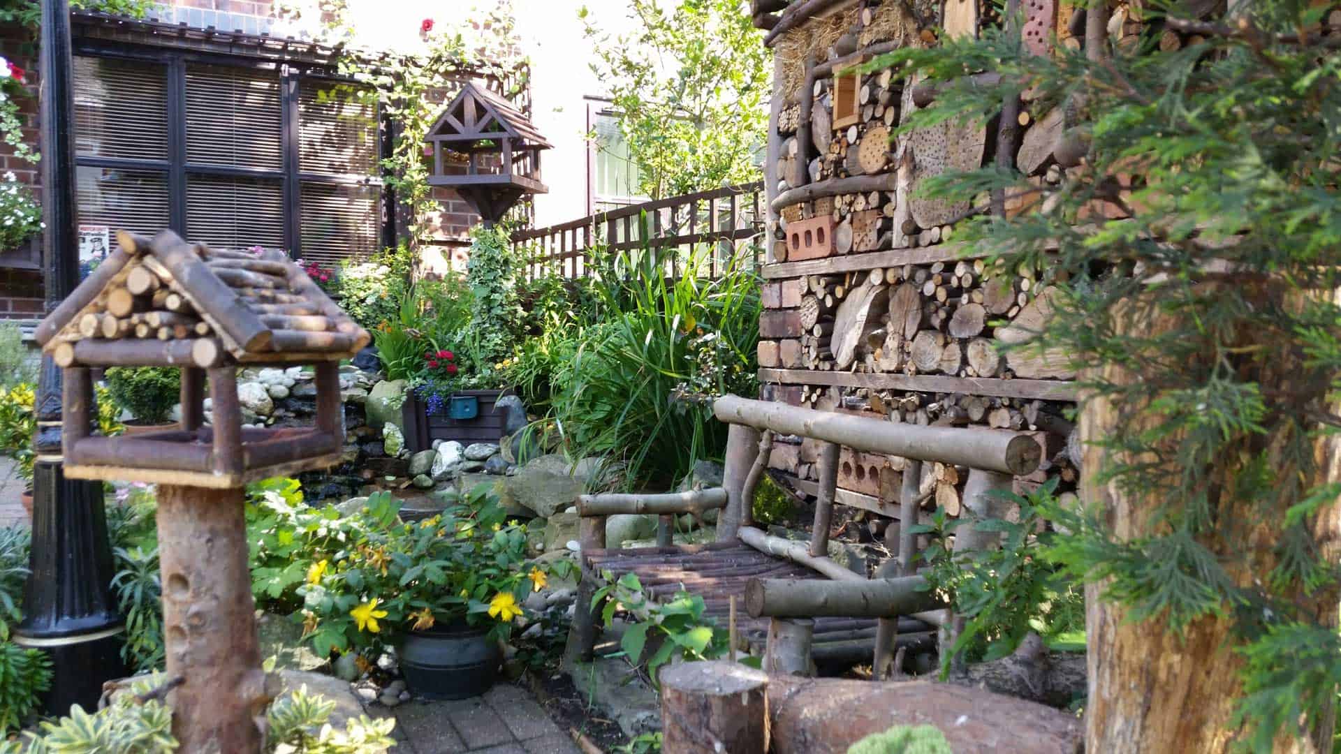 Levenshulme Garden Log Bench Seating Area